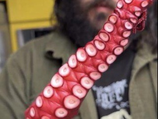 【画像】大阪の誇り「たこ焼き」、アメリカでとんでもない進化を遂げる