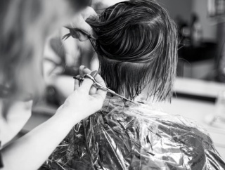 髪をばっさり切りました