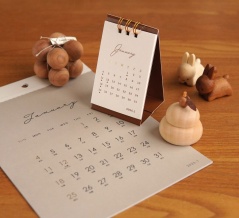 【100均】便利でおしゃれな『カレンダー』みつけた！毎年リピートしたいお気に入りアイテム！