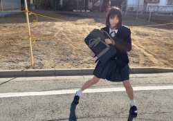 【画像】林瑠奈とかいうキャラのわりに可愛いができるメンバーwwww