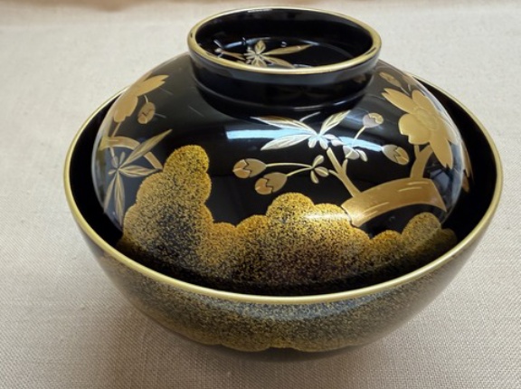 大事な桜のお椀