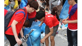 【サッカーW杯】韓国人サポーターが韓国でゴミ拾い → 中央日報「ゴミ拾いでは大韓民国の勝利ニダｗ」と自画自賛 → ネット民大爆笑ｗｗｗｗｗ