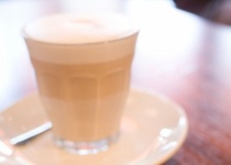 飲み物七つの大罪「午前に午後の紅茶を飲む」「モーニングショットを朝に飲まない」