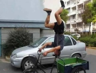 【Xの車窓から】スパイスカレー専門店「プレリュー堂」を期間限定オープン 　ほか