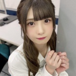 『[ノイミー] 菅波美玲「年始から家族と桃鉄してます🍑意外とままが強い…」』の画像