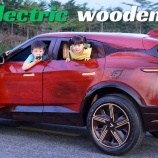 『電動SUVのボディを木材で作ってみた』の画像