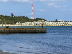 【速報】辺野古転覆事故、ついに「死者の政治私物化」が始まる。米軍基地内での献花にブチギレる活動家たち、遺族を攻撃してまで守りたい“メンツ”