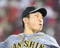 ライデル・マルティネス(12億円)防御率0.29　石井マルティネス(8000万円)防御率0.31