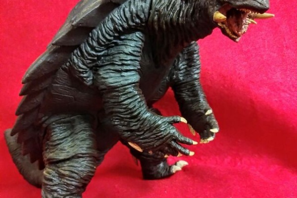フライングガメラ・コンセプトデザイン（バイス・アルファ）塗装版ソフビ未組立 Amazon.co.jp: CCP Artistic Monsters Collection ガメラ3[1999