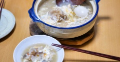 あまり物同士「おでん出汁と鶏釜飯の雑炊」