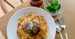 【シニアの暮らし】おうちレストラン🍽：ハンバーグパスタ。。