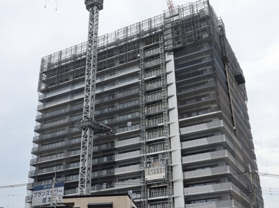地上29階「ブランズタワー橋本」の建設状況！リニアの駅ができる橋本の分譲タワマン（2025.7.5）