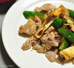 大体の感覚で作れるレシピ【豚肉ときゅうりとお揚げのおかか醤油和え】で晩ごはんと義母の近況など