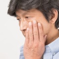 【悲報】最近急激に老け込んできてオバチャンみたいな顔になってきたんやが