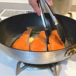 『とーちゃんのあさりご飯と、鮭のバターソテー』の画像