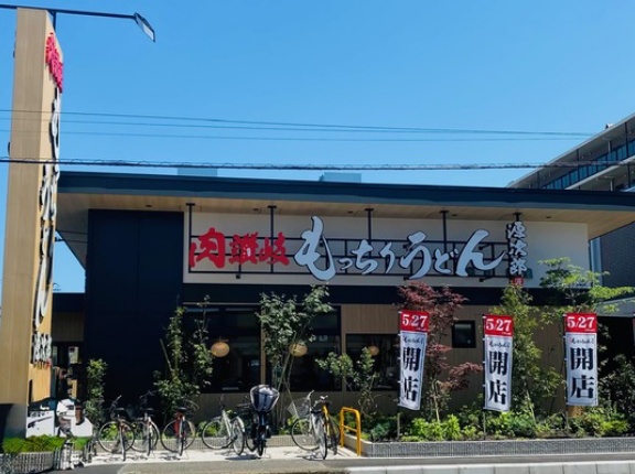 小田急相模原駅ちかくに「肉讃岐 もっちりうどん源次郎」ってうどん店ができてる。『焼肉きんぐ』の会社の新業態1号店