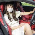 高級車複数台に貯金全ツッパする女性ユーチューバー、正規ディーラーから入庫拒否されてむせび泣く　→　その理由がこちら…