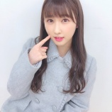 『[イコラブ] 山本杏奈「KATEさんのリップパレット 08の赤い下地にヌードカラーを塗ってみました！」』の画像