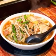 「べトコンラーメン 新京」の『国士無双』など（高槻市寿町）【たかつーグルメ】