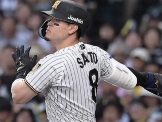 今年の佐藤輝明の最終成績予想→打率.336 26HR くらいか？