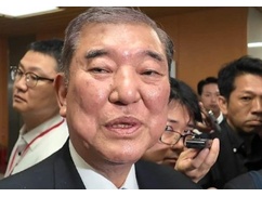 石破茂「皇室典範、もう一回整理する。手遅れになる前に女系女性を可能にしなければならない」