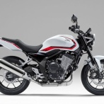 ホンダの新型「CB400SF」が8月21日に発売決定、価格は奇跡の100万円切り(99万8800円)