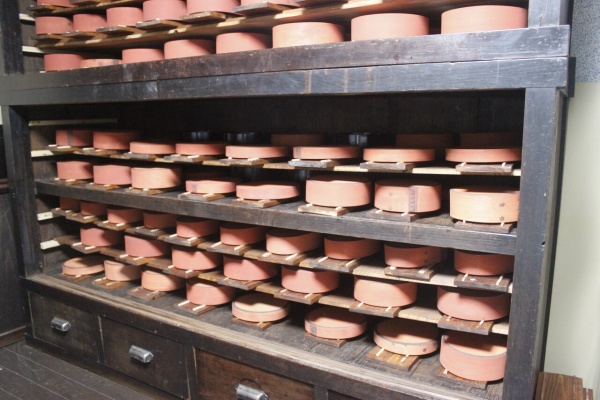 静岡の漆塗り曲げわっぱ弁当箱 大井川めんぱ大井屋 - 下地