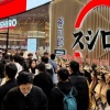 スシローが上海で店舗拡大 13時間待ちの大人気　回転ずしブーム