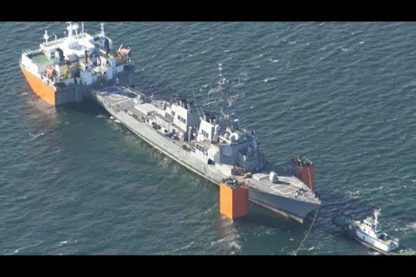 動画 事故のイージス艦が出港 横須賀 米で本格修理へ みりたりんく