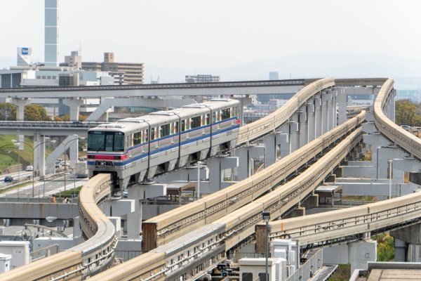 大阪モノレール　圧力計　珍品 大阪モノレール】宇野辺駅 門真市方面のりばを発着する車両たち