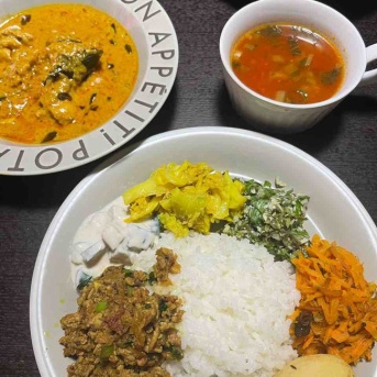 カレー2種を同時進行で作る( •̀ᄇ• ́)ﻭ✧