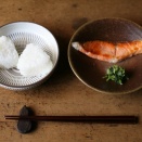 【学校給食の歴史】学校給食、皆さんはお好きな献立はありましたか？私は何といっても、ソフト麺とミートソースの組み合わせが一番のお気に入りでした。