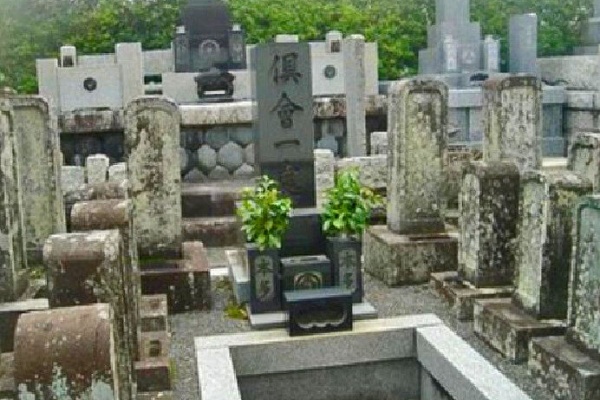 静岡県の遺跡 古墳 城跡ガイド 首塚 塚 供養塔 中世墓 近世墓 火葬場跡