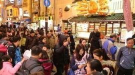 【大阪】「春節」爆買い狙いで中国人優遇店が増加 → 日本人客に嫌われて更なる中国依存の悪循環に突入