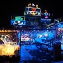 【夜景】個人宅なのにすごすぎる約４万級のLED電飾が施される豪華なイルミネーション"西野さん宅のイルミネーション"