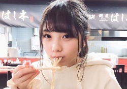 【乃木坂46】ぐうかわな与田ちゃんが食べてるだけの動画がコチラ。。。