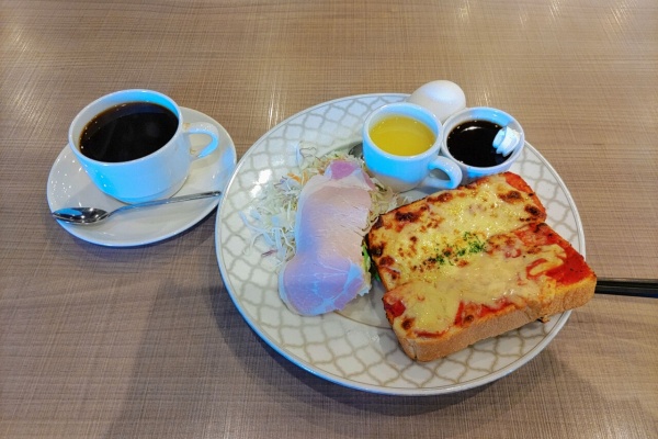 シージャの食べ歩きブログ 東海ツゥレポ ピザトースト