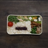 『2026/4/14のパートナーの相棒のお弁当【2307個目】#お弁当 #お弁当日記 #お弁当作り #お弁当おかず #もち麦』の画像