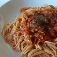 お盆最終日ですね。と、グリーンなギラギラ枝豆つくりました。