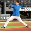 日本ハム・山崎福也　登板翌日もみっちり約４０分フォーム確認　加藤投手コーチ「変わろうとする姿をすごく感じる」
