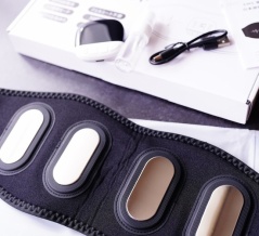 年末年始にこれでラクに鍛える！クーポンで20％オフのEMS腹筋ベルト<PR含>