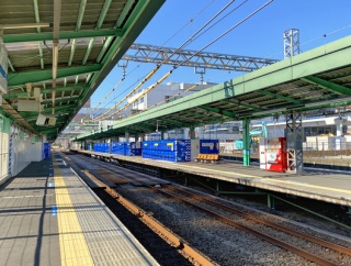橋上駅舎化される小田急の鶴川駅はどんな工事状況なのか
