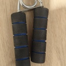 ハンドグリップが折れました。