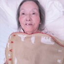 夏日なのでブランケットを薄いのに替えました