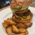 『FINE DAY'S BURGERでリッチなハンバーガー』の画像