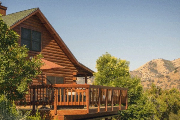 理想の住宅 ログハウス はクソみたいな住宅 日本の気候に合わない 家を建てるならアロワナ住宅