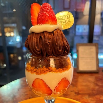神戸　生チョコモンブランパルフェ♪《ショコラリパブリック》