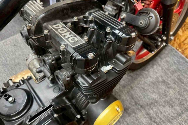 Z400GP専門店 エムゼクト つねちゃんのブログ - z400gpヘッドカバー