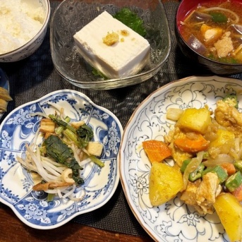 カレー効果＆ムネ肉とジャガイモのカレーマヨ炒め