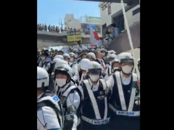 【イスラム教】神奈川県藤沢市でのモスク建設の反対・抗議デモ　左翼団体も当たり屋として集まり凄いことになってる